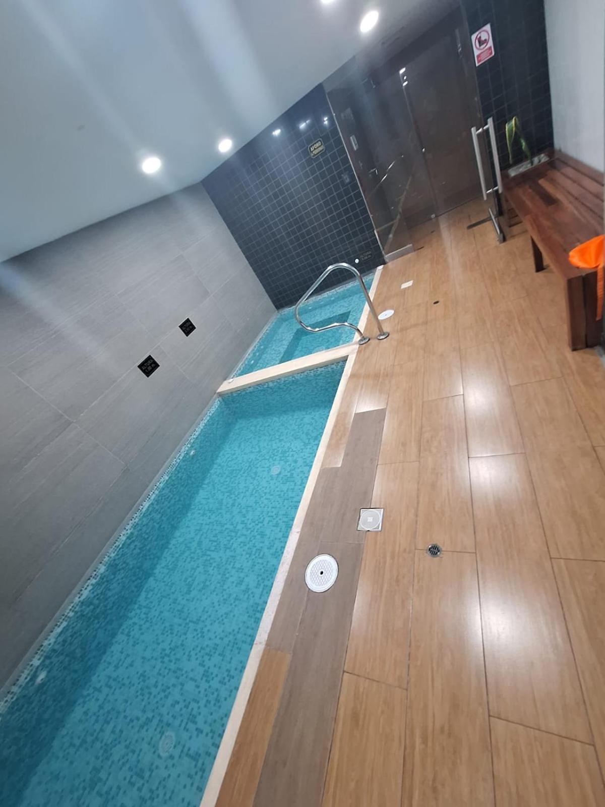 Gorgeous 2bdrm With A/c - Miraflores Lima